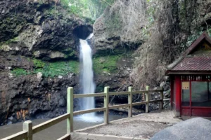 Wisata Curug Dago