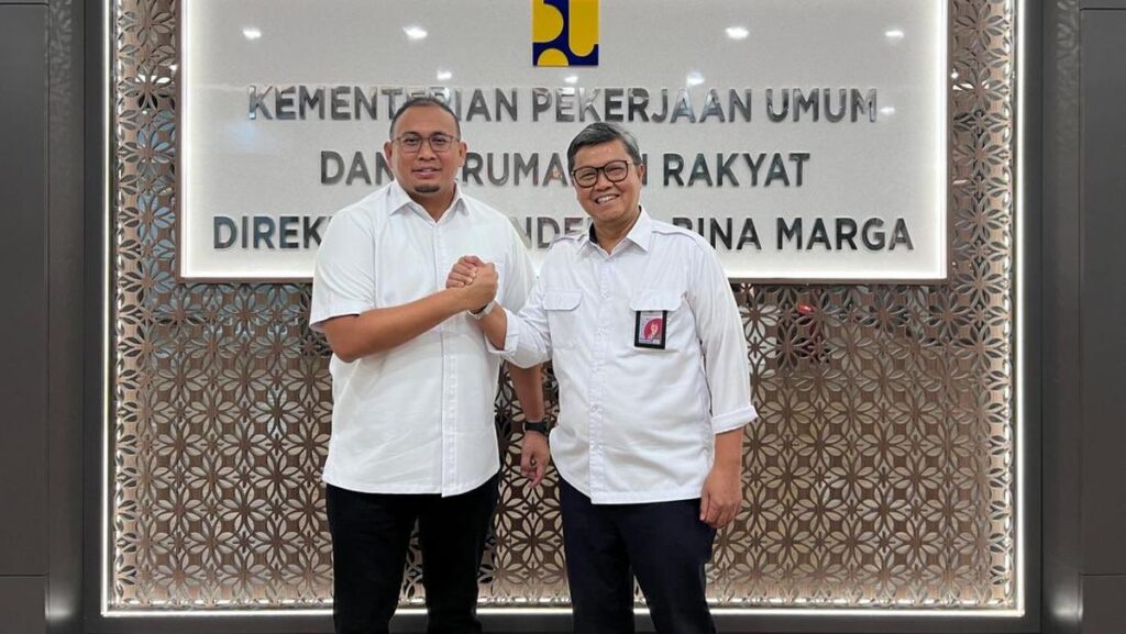 Temui Dirut Telkomsel Andre Rosiade